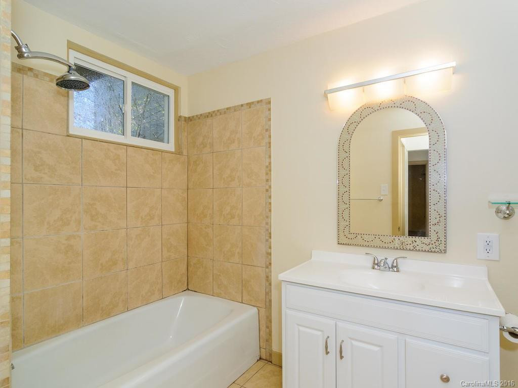 57 Russell Street - Photo 17