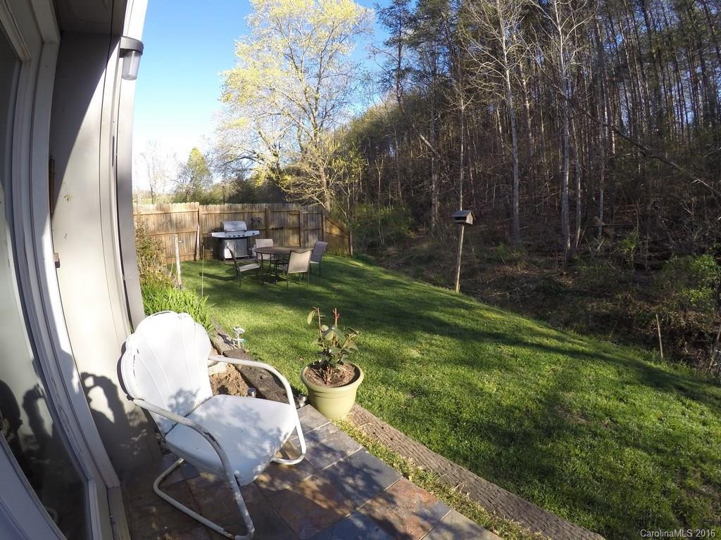 21 Lake Adger Road - Photo 4