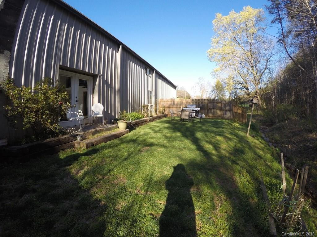21 Lake Adger Road - Photo 5