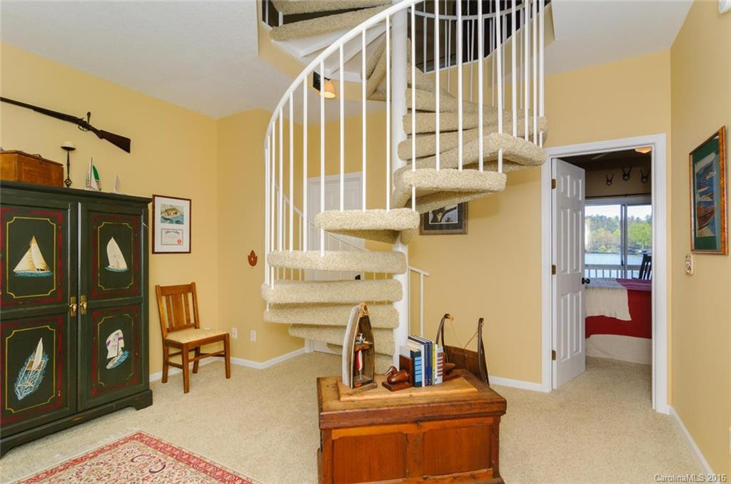 217 North Shore Drive - Photo 15
