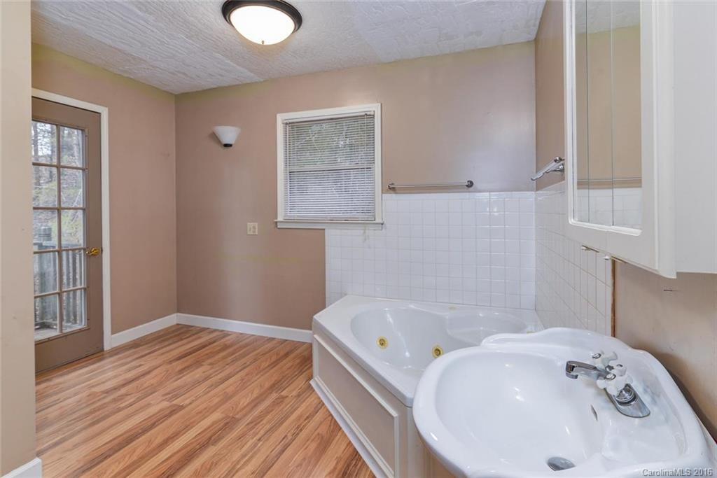 295 Ledbetter Road - Photo 7