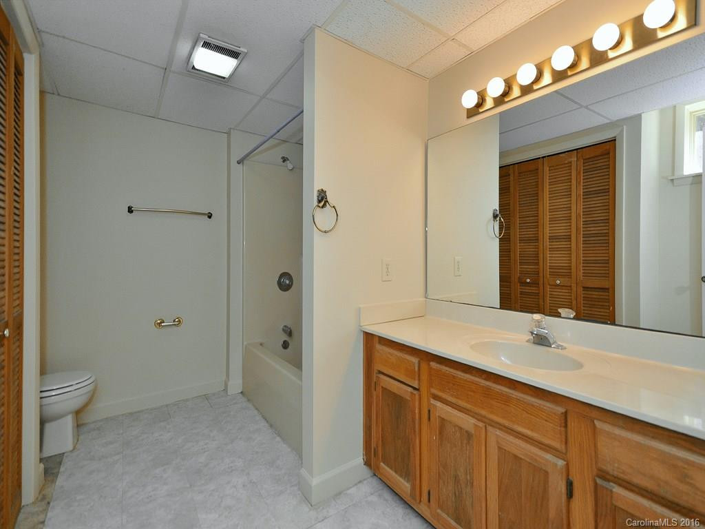 104 Shelly Drive - Photo 12