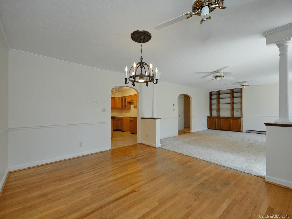 104 Shelly Drive - Photo 3
