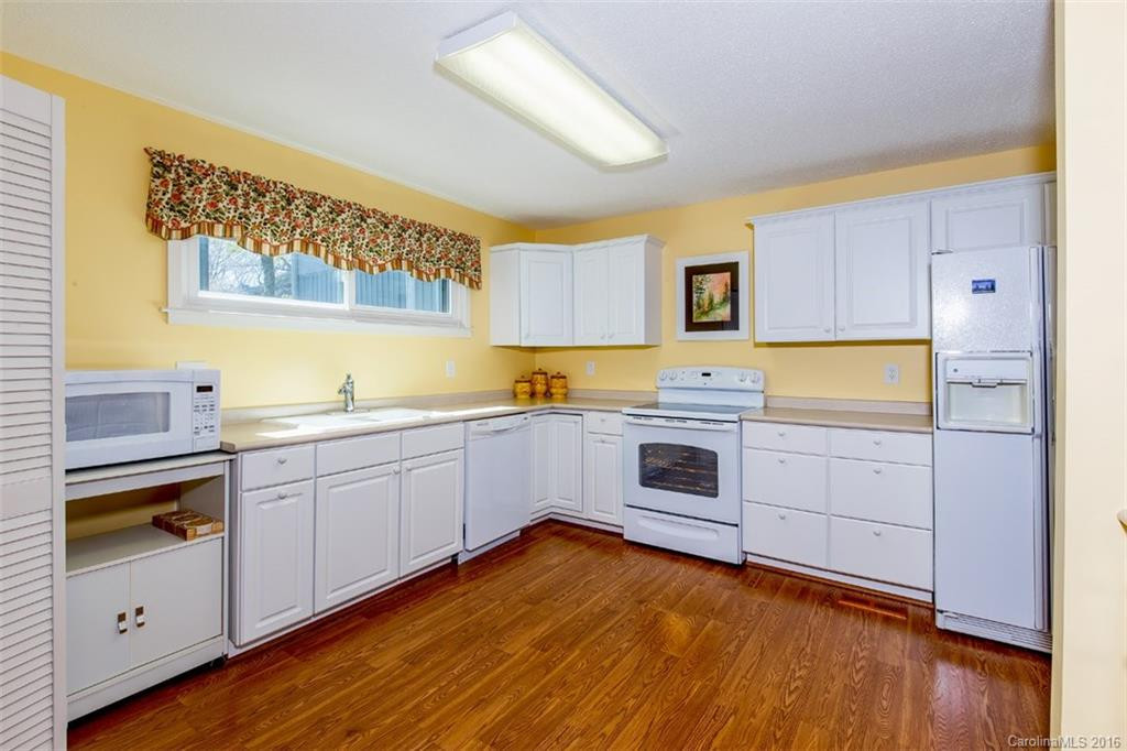210 Tinequa Drive #B04 U002A - Photo 10