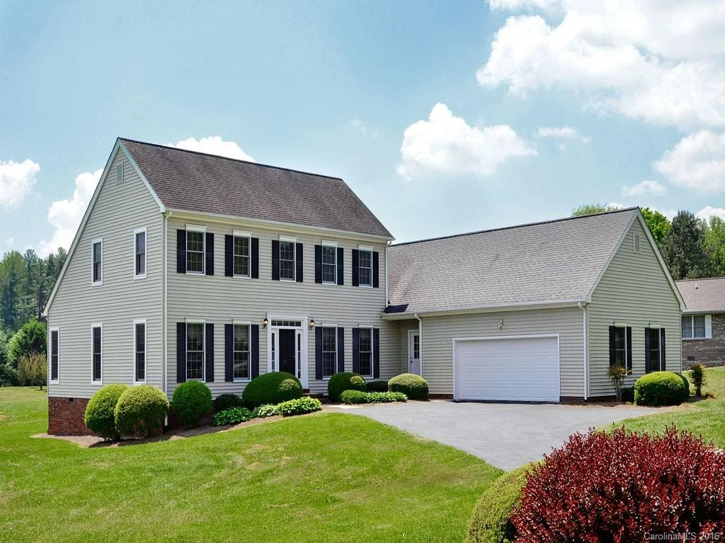 207 Sugar Hollow Road
