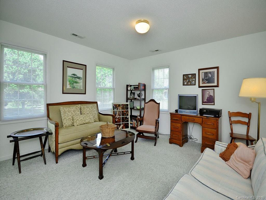 207 Sugar Hollow Road - Photo 10
