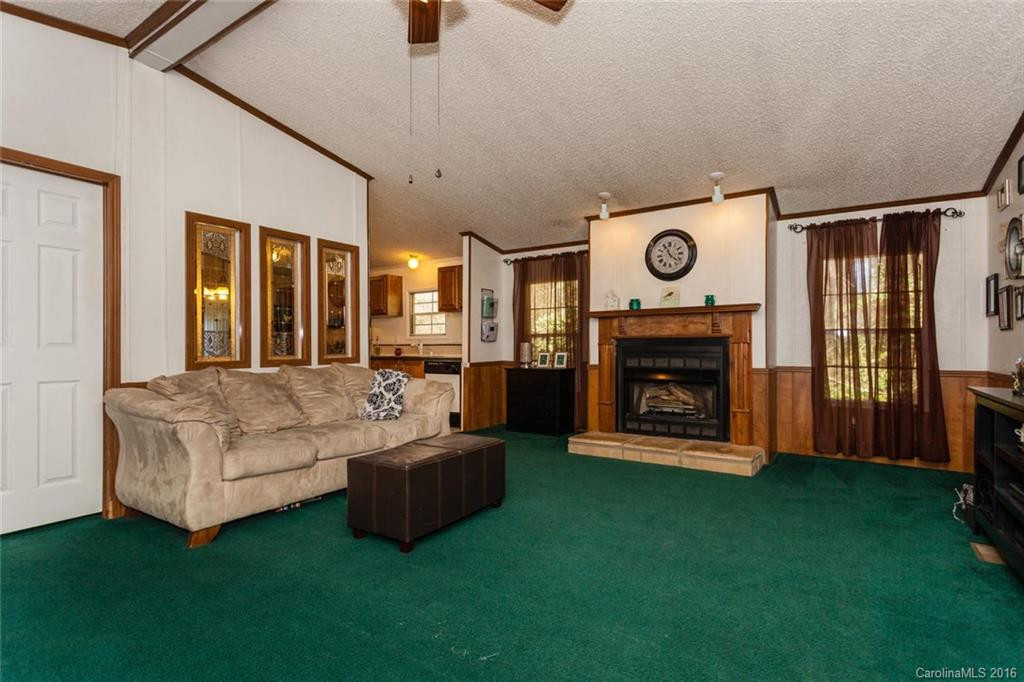 399 Patterson Road - Photo 4