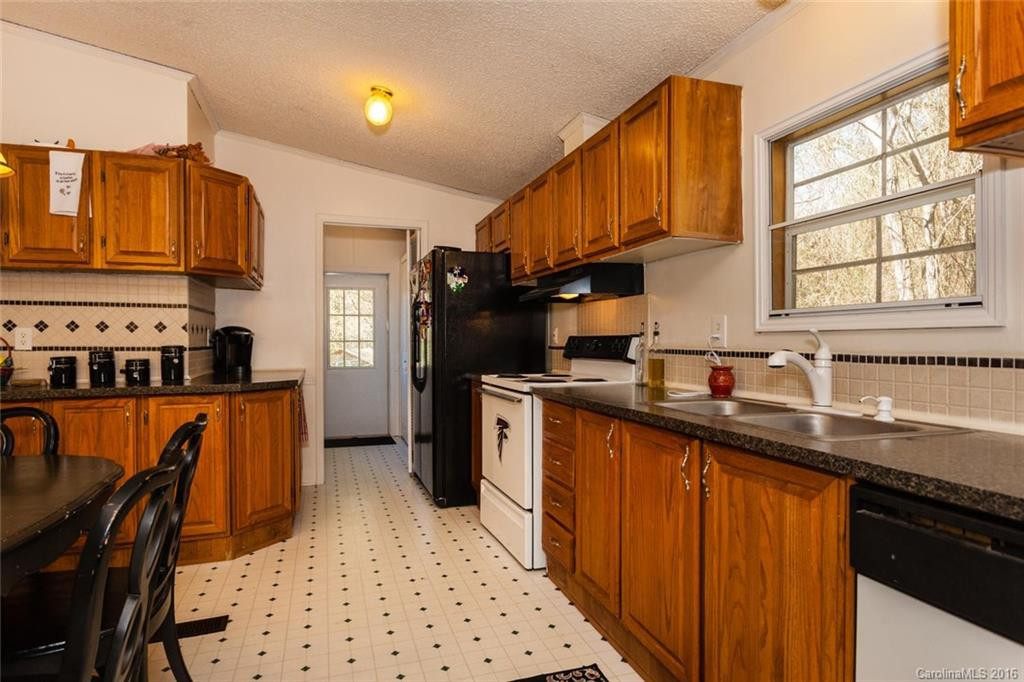 399 Patterson Road - Photo 6