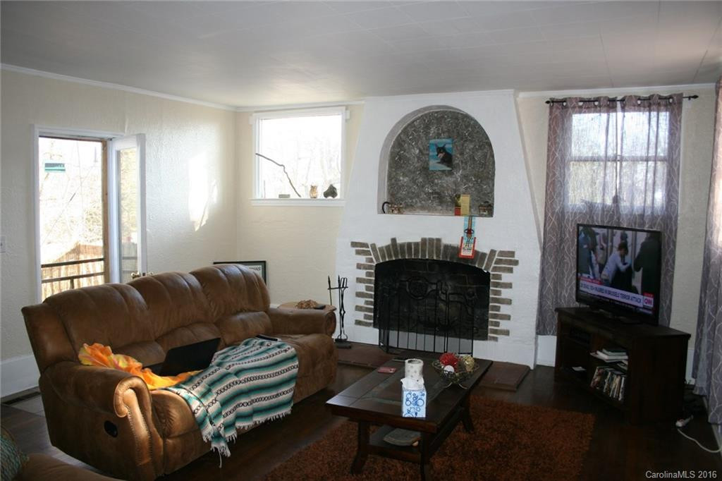 417 Regal Street - Photo 3