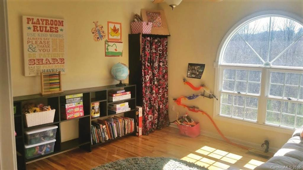 57 Leila Lane - Photo 5