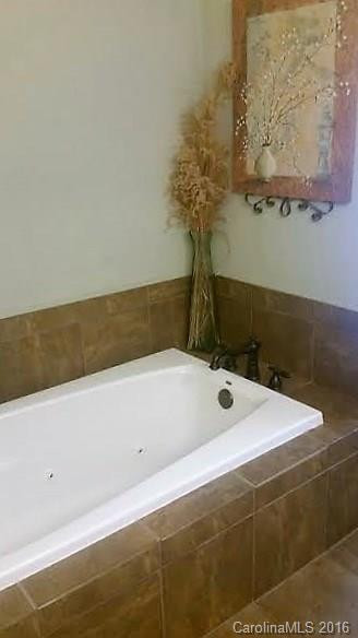 57 Leila Lane - Photo 9