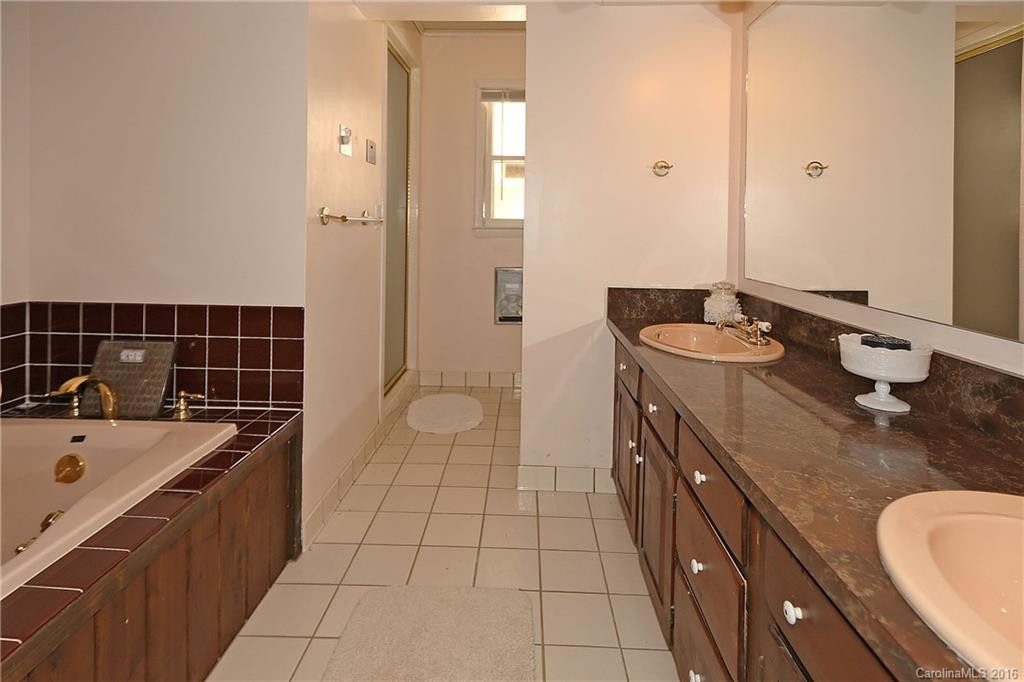 198 Red Oak Drive - Photo 17