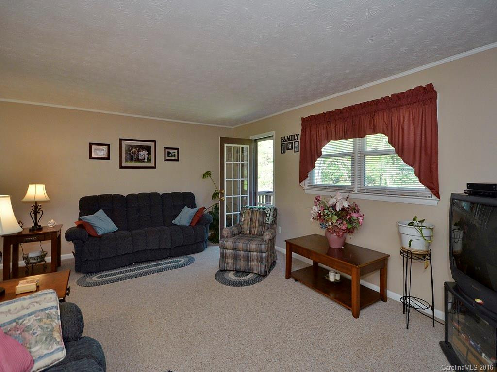 18 Rainbow Ridge - Photo 3