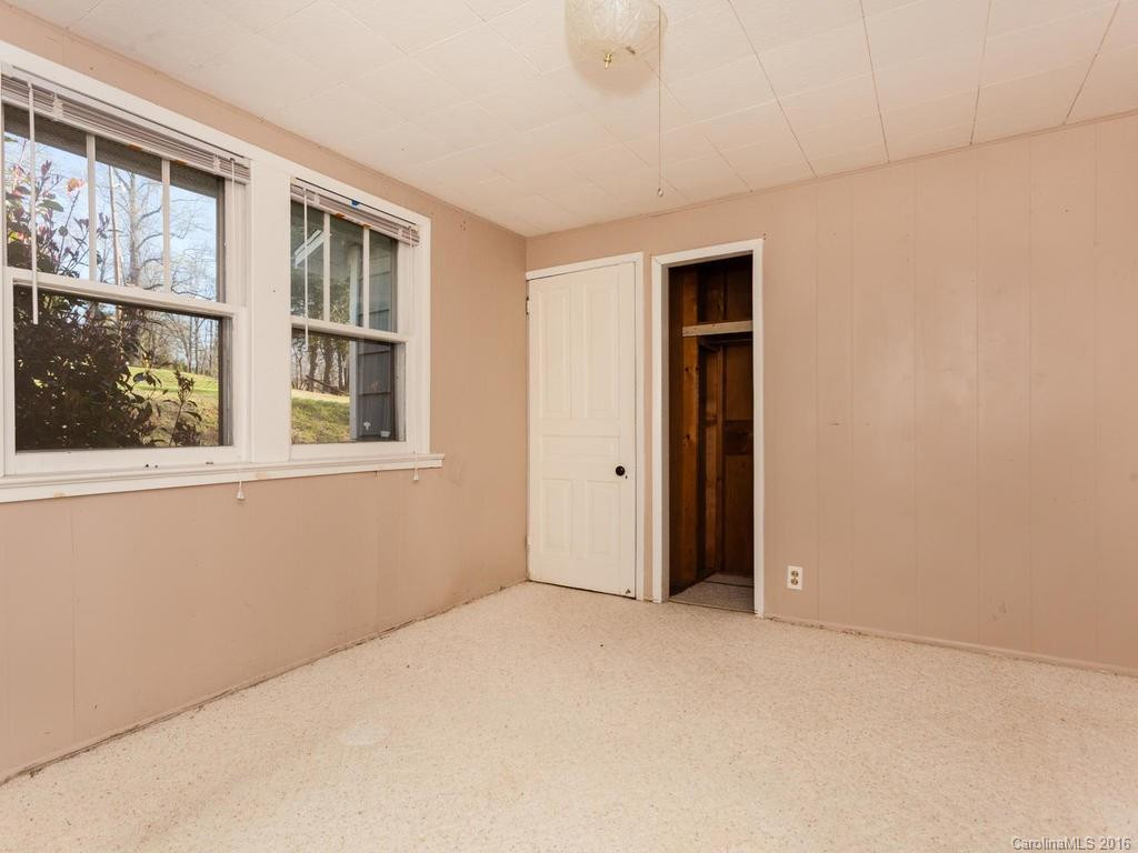 648 Sand Hill Road - Photo 14