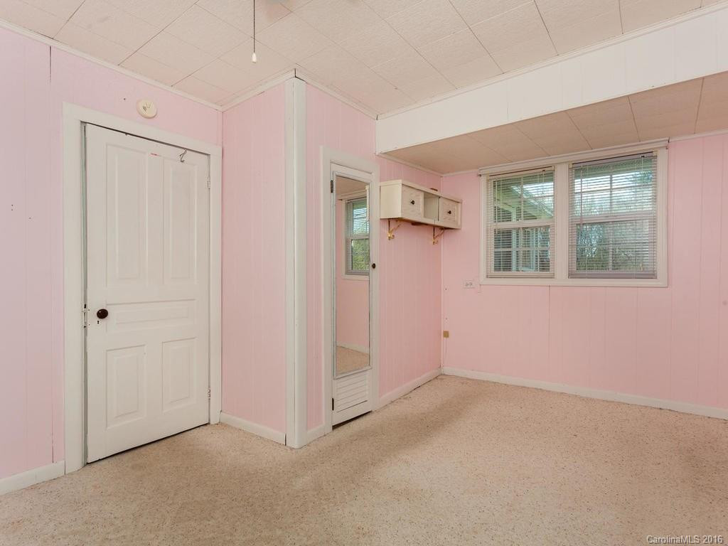 648 Sand Hill Road - Photo 16