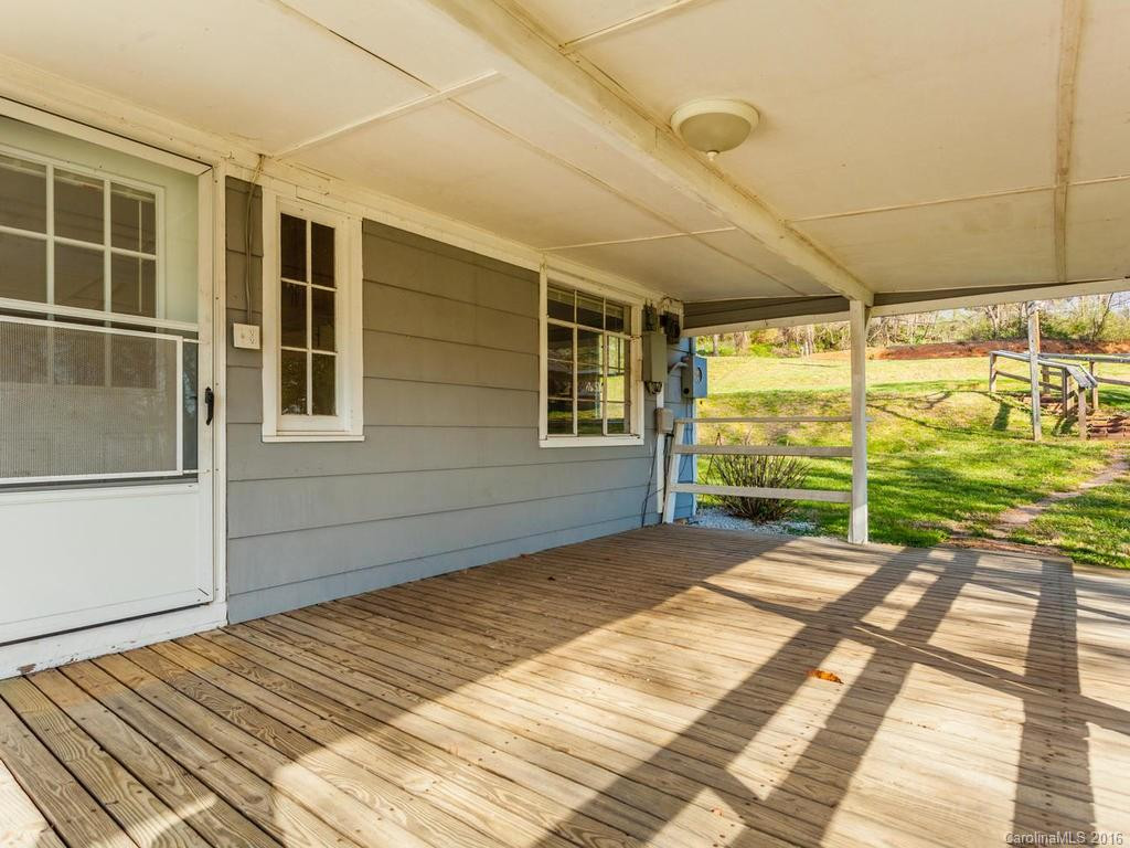 648 Sand Hill Road - Photo 24