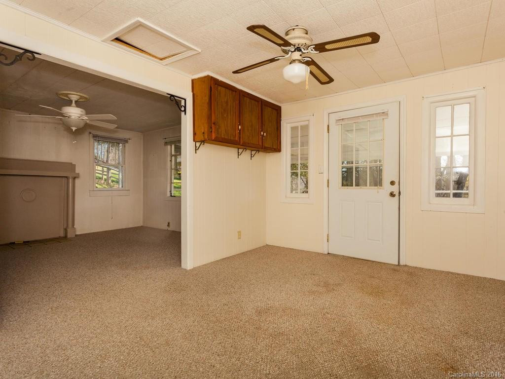 648 Sand Hill Road - Photo 8