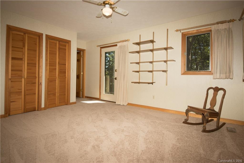 139 Larchmont Drive #80 - Photo 15