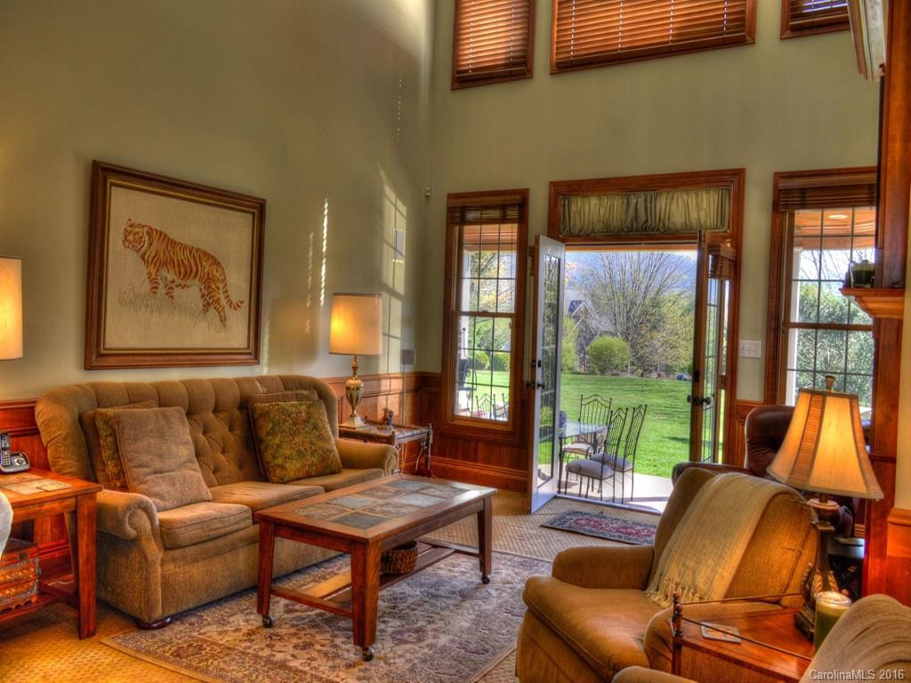 216 Forest Knoll Court - Photo 3