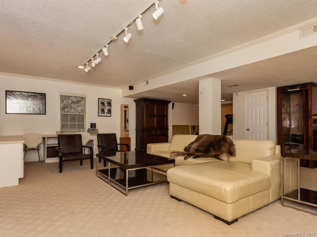 192 Smith Knolls Road - Photo 17