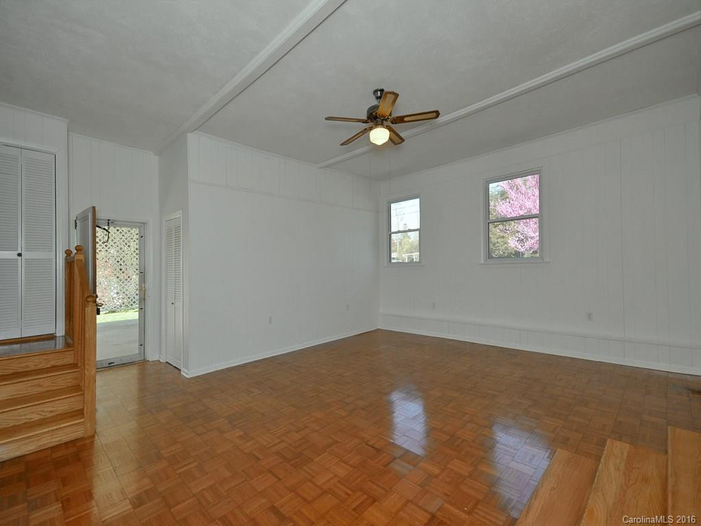 141 Windham Way - Photo 11