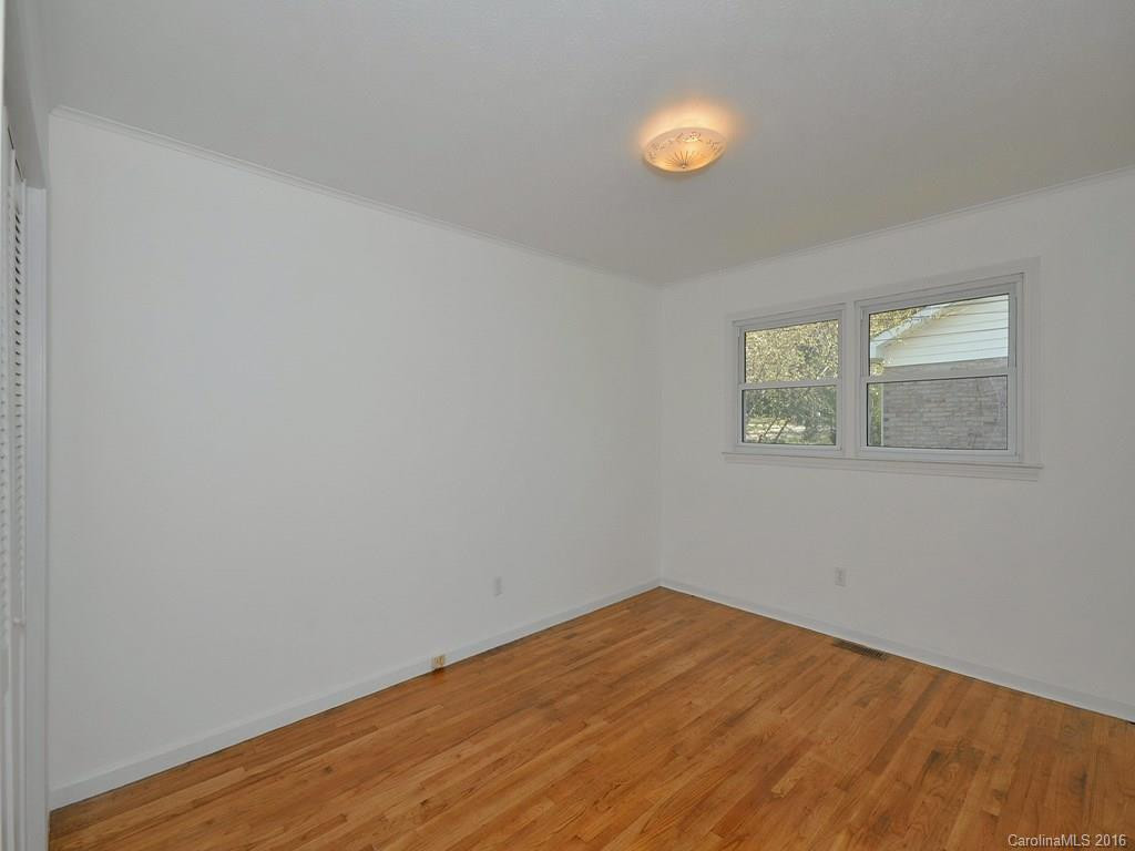 141 Windham Way - Photo 14