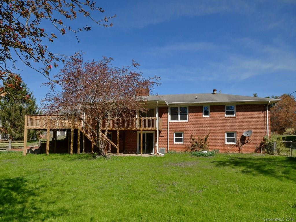 141 Windham Way - Photo 18