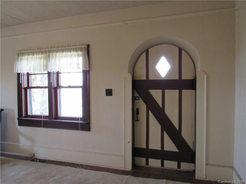 336 Deaverview Road - Photo 7