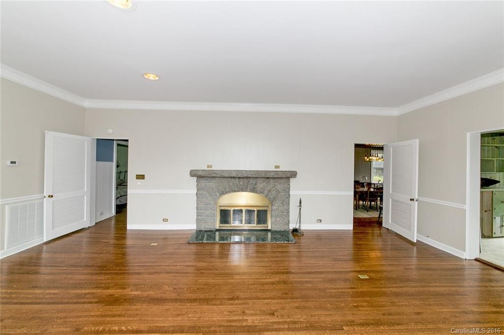 106 Glendale Avenue - Photo 2