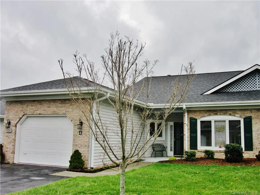 4 Country Meadows Lane #4