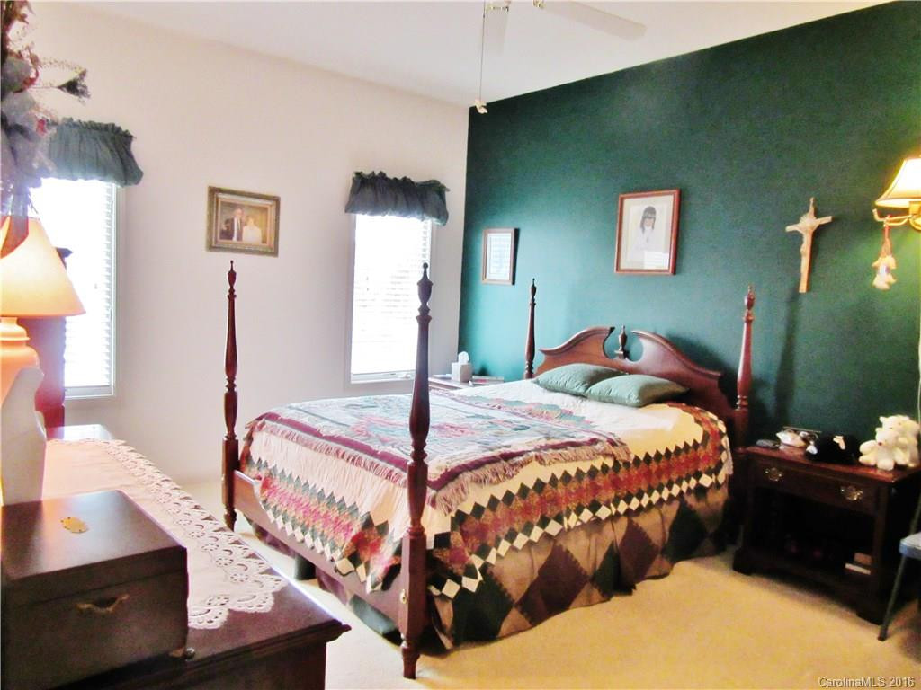 4 Country Meadows Lane #4 - Photo 12