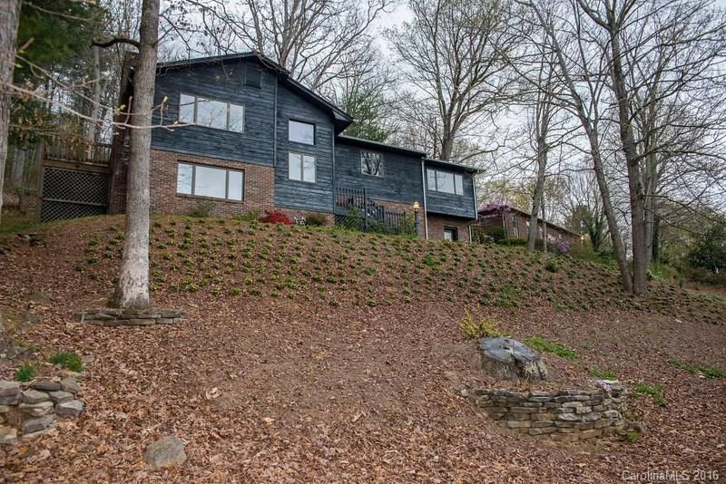 76 Sleepy Hollow Drive