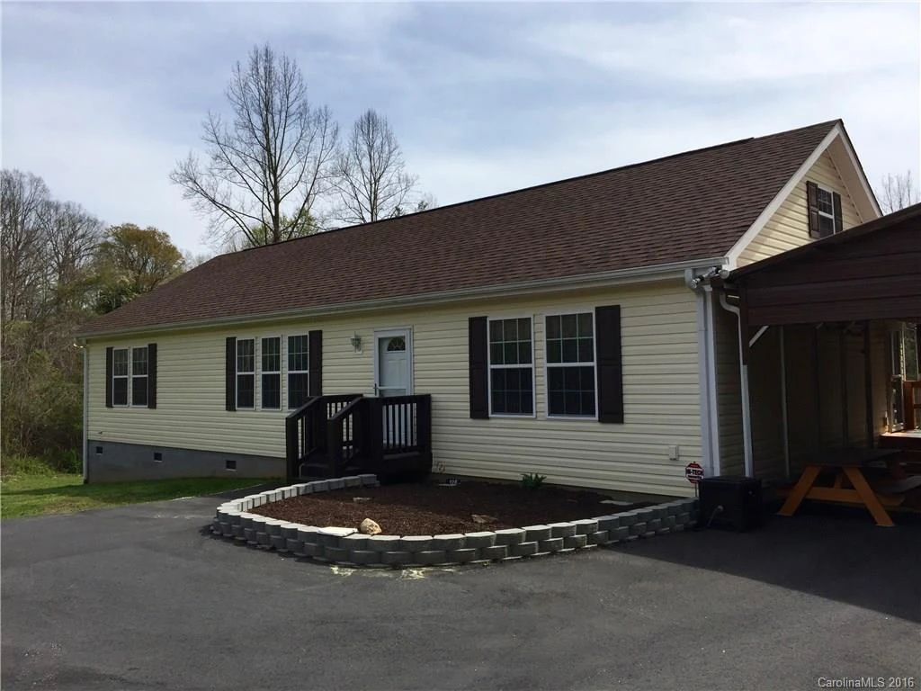 128 Waycaster Road