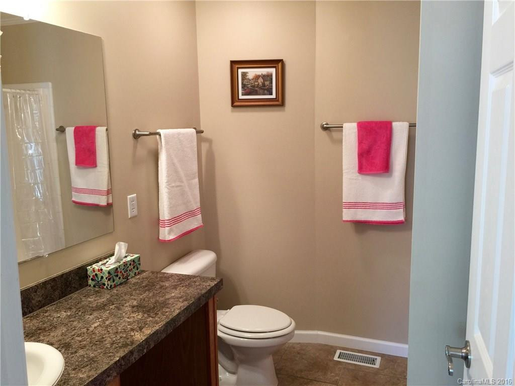 128 Waycaster Road - Photo 12
