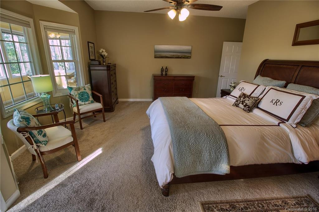 306 Croydon Drive - Photo 17