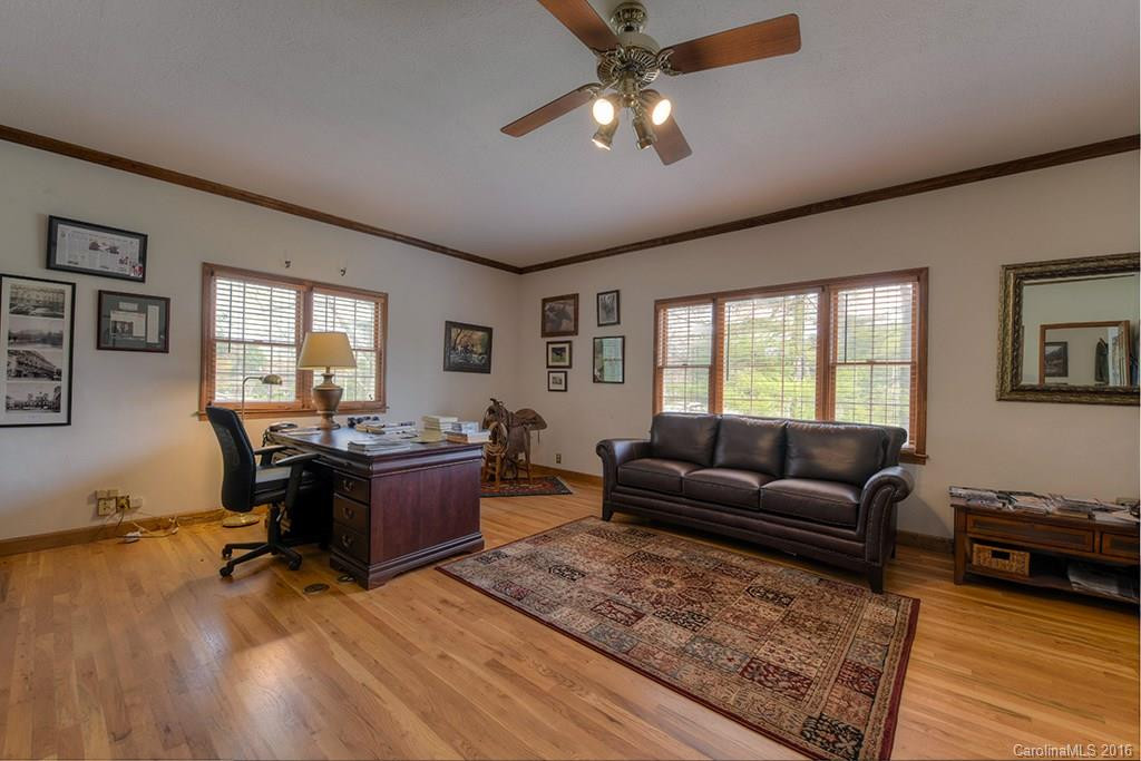 128 Timothy Lane - Photo 11