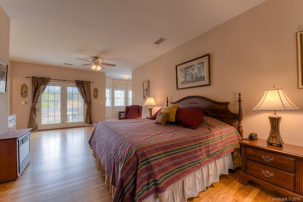 128 Timothy Lane - Photo 12