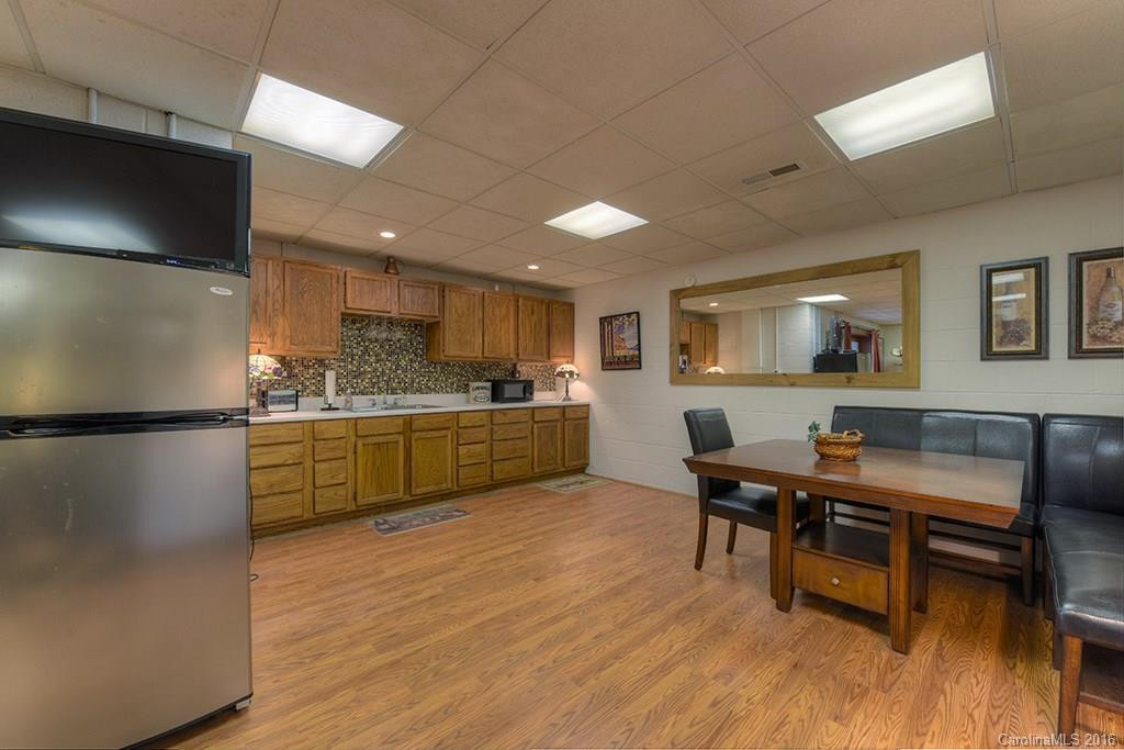 128 Timothy Lane - Photo 16