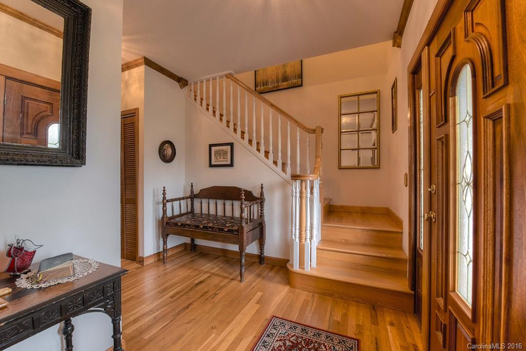 128 Timothy Lane - Photo 3