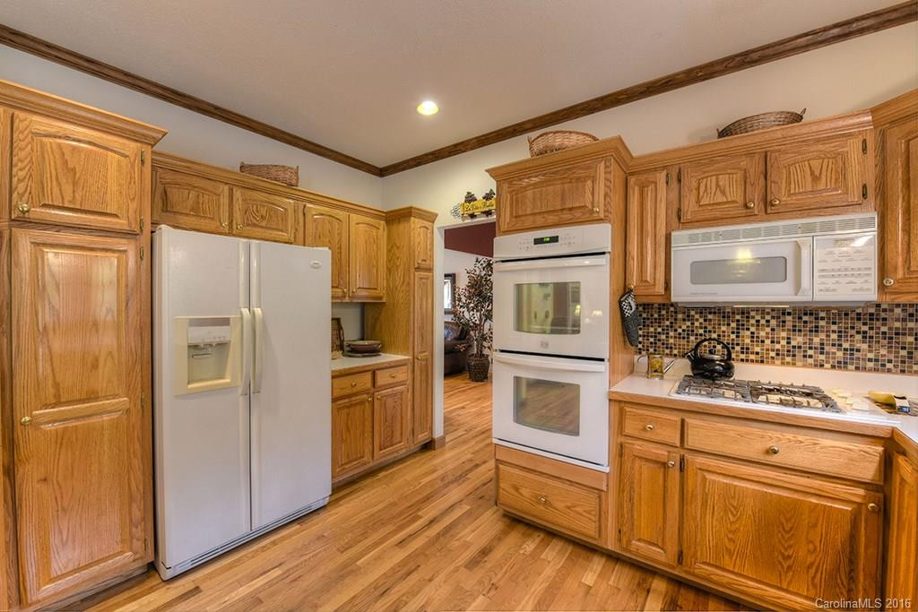 128 Timothy Lane - Photo 8