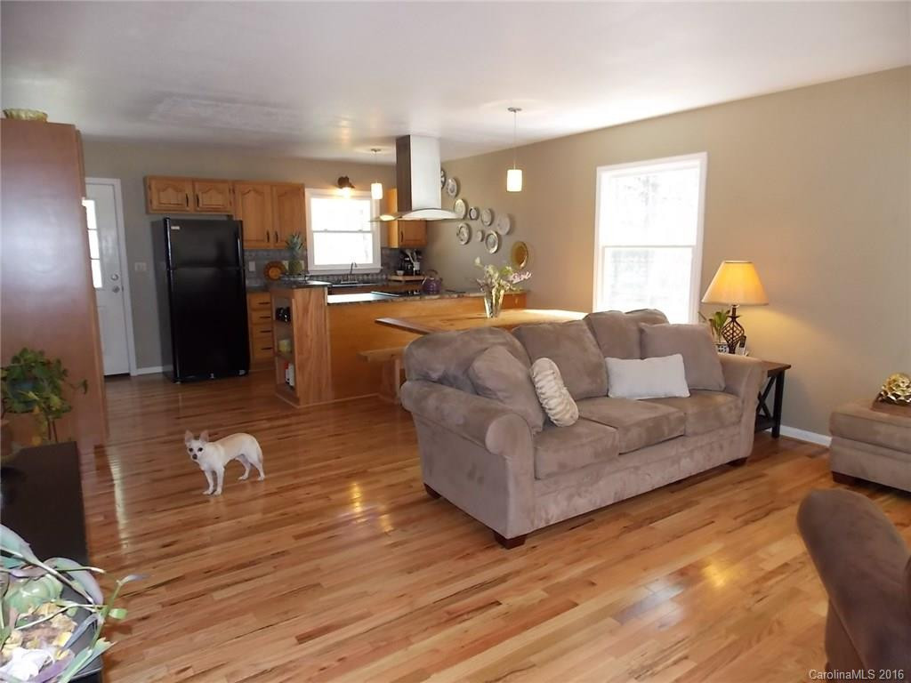 101 Pine Forest Drive - Photo 2