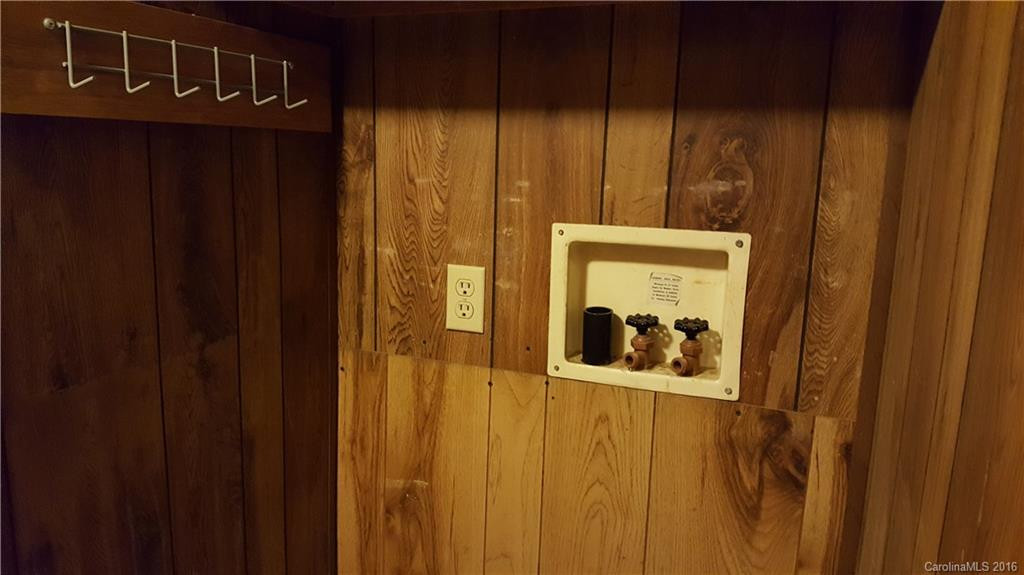 121 Laurel Loop - Photo 10
