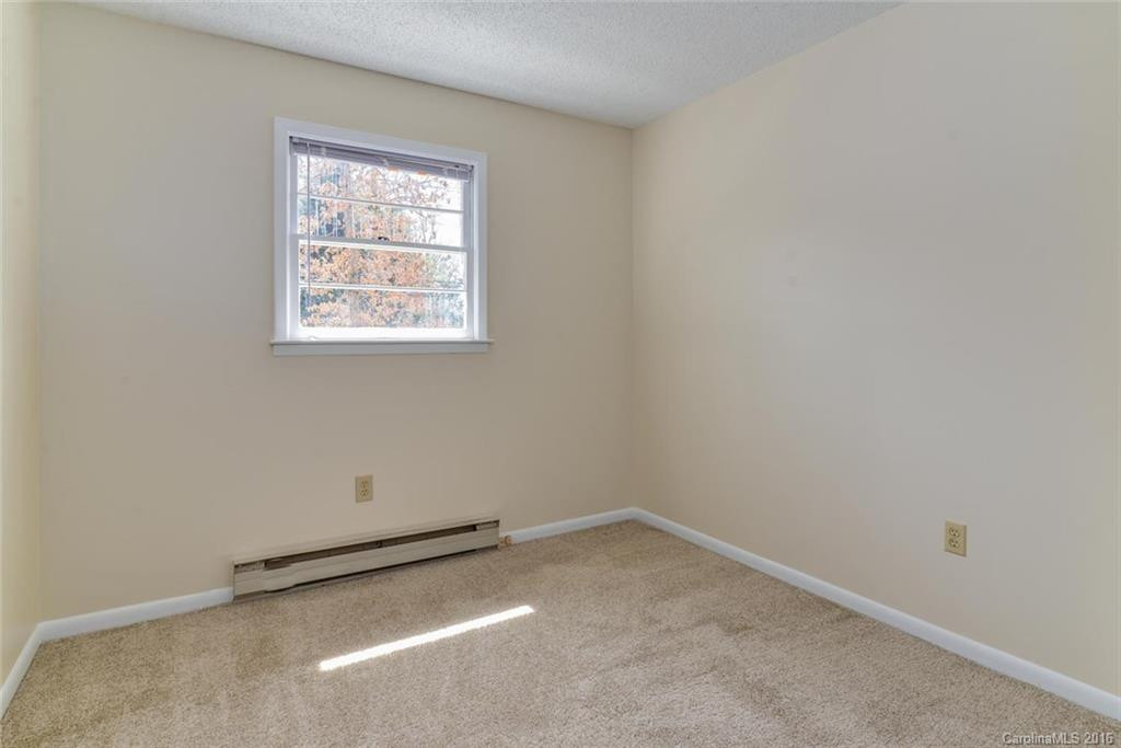 49 Harris Avenue #220 - Photo 14