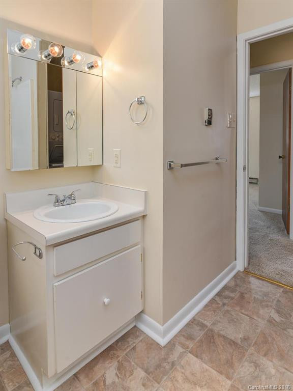 49 Harris Avenue #220 - Photo 16