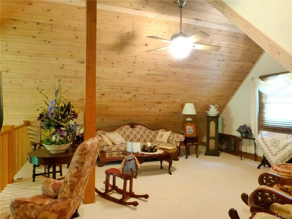 75 Bittersweet Lane - Photo 16