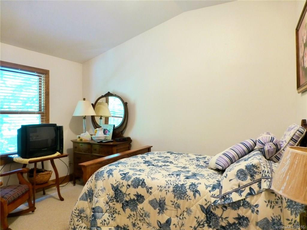 75 Bittersweet Lane - Photo 19