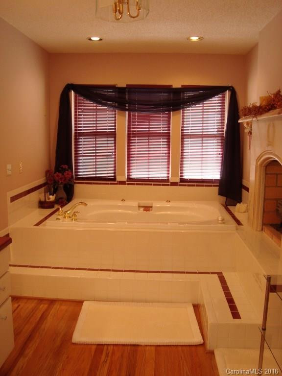 2129 Golf Course Road - Photo 11