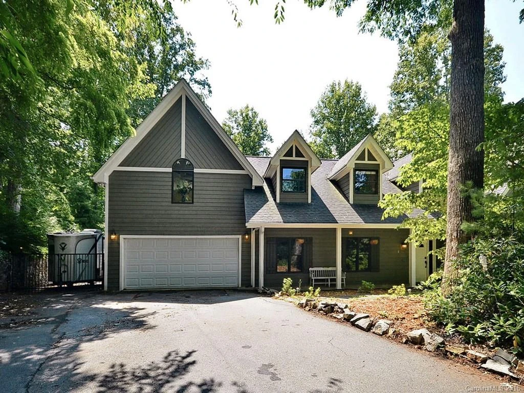 405 Canonero Drive