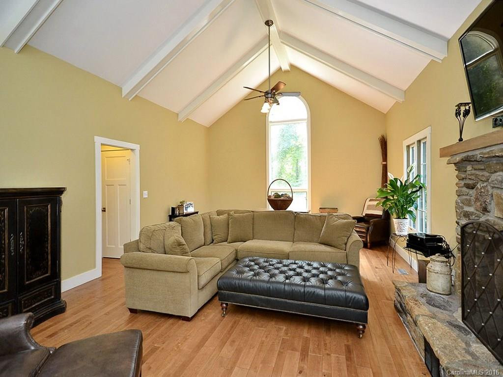 405 Canonero Drive - Photo 4