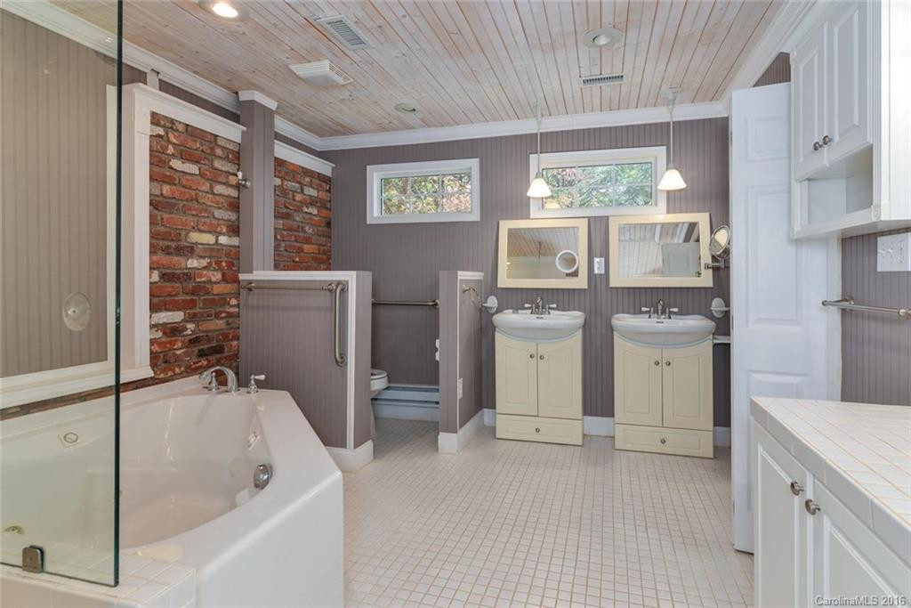 221 Plains Drive - Photo 13